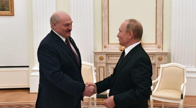 Putin-Lukashenko, incontro a Minsk. Il Cremlino: &ldquo;Bielorussia coinvolta in Ucraina? Falsificazioni senza fondamento&rdquo;