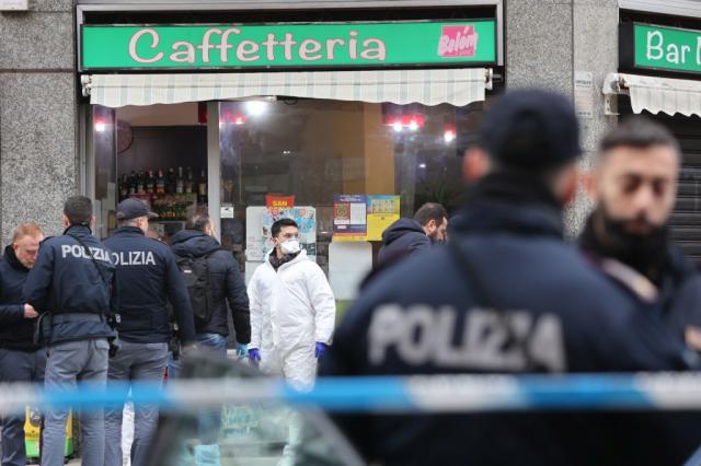 Omicidio in un bar di Milano al Corvetto, 35enne titolare ucciso a colpi di pistola in un agguato