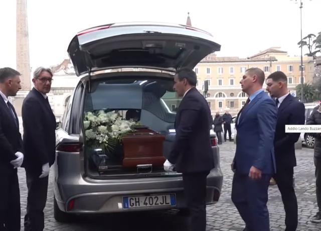 Lando Buzzanca, i funerali oggi a Roma nella Chiesa degli Artisti di piazza del Popolo 