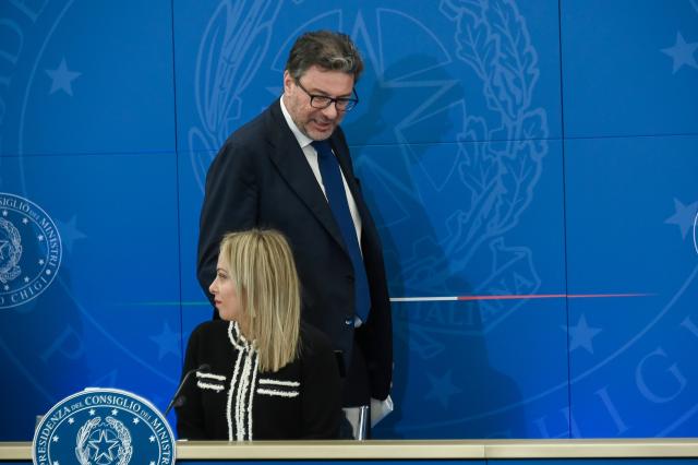 Manovra, approvato per errore un emendamento da mezzo miliardo: il testo deve tornare in commissione