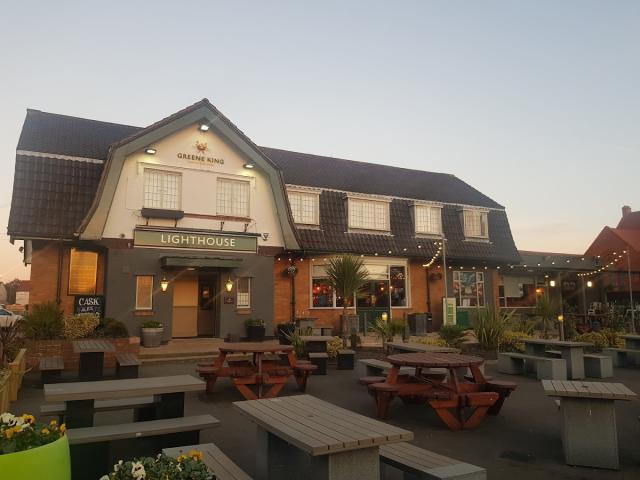 Liverpool, sparatoria in un pub la notte di Natale: morta una donna e 3 feriti. &Egrave; caccia all&rsquo;uomo