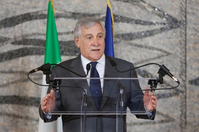 Tajani convoca ambasciatore dell&rsquo;Iran: &ldquo;Fermate le condanne a morte e aprite il dialogo con i manifestanti&rdquo;