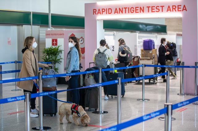 Covid, Usa annunciano obbligo di test Covid negativo per arrivi dalla Cina dal 5 gennaio