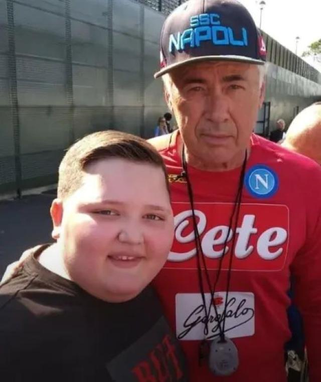 Napoli, Alessio Buonocore stroncato dalla malattia a 16 anni: il giovane tifoso era stato vittima di cyberbullismo