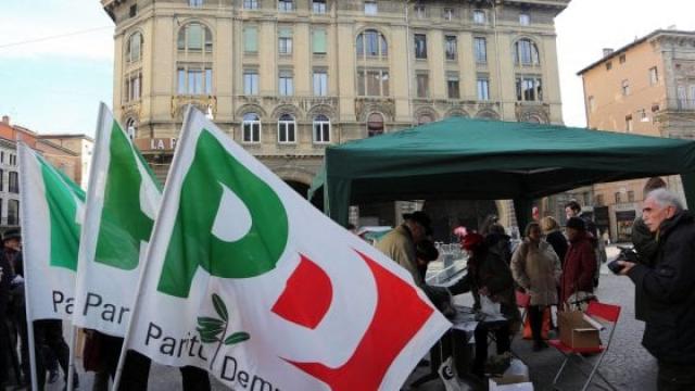 Congresso Pd, i candidati prendono tempo: ipotesi rinvio dal 19 al 26 febbraio. Letta: &ldquo;Decide la direzione&rdquo;