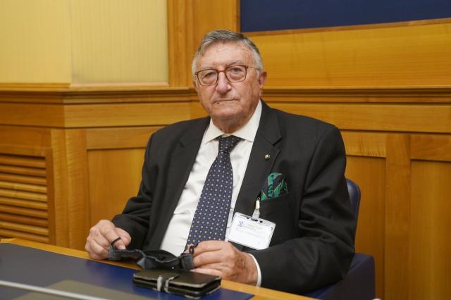 Giulio Tarro: "Che fine ha fatto la commissione d&rsquo;inchiesta sul Covid?