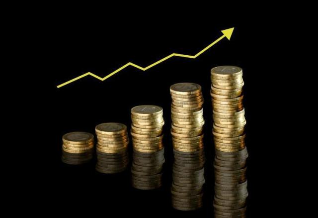 Inflazione, a dicembre +11,6%. Rallenta di 0,2% su base annua rispetto a novembre. Nel 2022 dato pi&ugrave; alto dal 1985