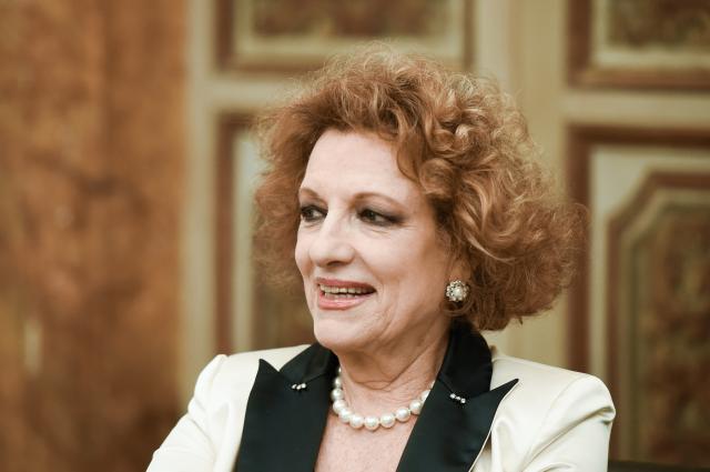 Fioretta Mari: "Ho subito molestie sessuali. Se avessi denunciato, avrei perso il lavoro"