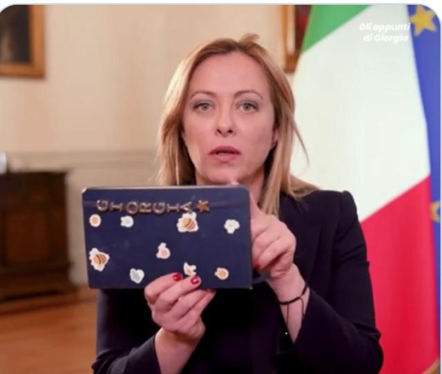 Accise, Meloni: "Rivendico lo stop al taglio". Benzinai in sciopero 25 e 26 gennaio