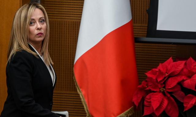 Giorgia Meloni vince le elezioni e parte all'attacco del Quirinale: subito il presidenzialismo