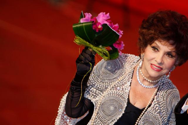 Addio a Gina Lollobrigida, morta a 95 anni la Bersagliera del cinema italiano