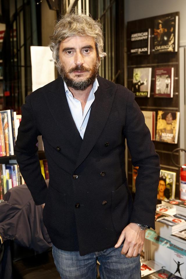 Chi &egrave; Federico Palmaroli de Le pi&ugrave; belle frasi di Osho: fidanzata, vignette, vita privata e politica