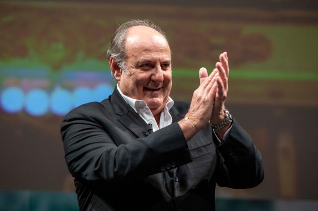 Gerry Scotti, chi &egrave;: et&agrave;, altezza, peso, carriera, patrimonio, moglie e figli