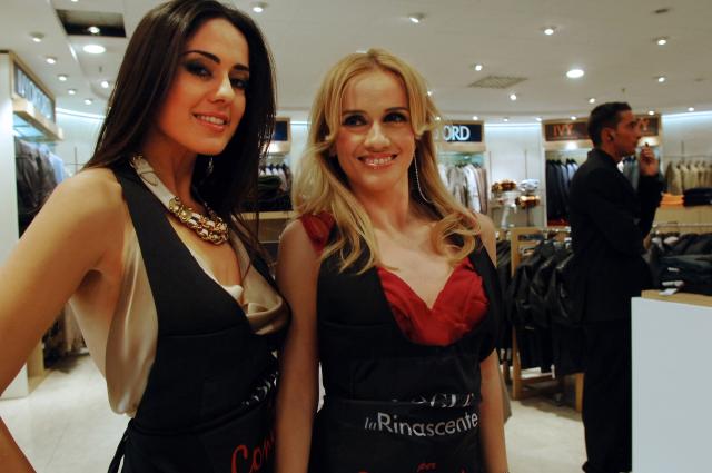 Paola e Chiara lezzi chi sono oggi: et&agrave;, canzoni, marito, figli, altezza, vita privata, Sanremo