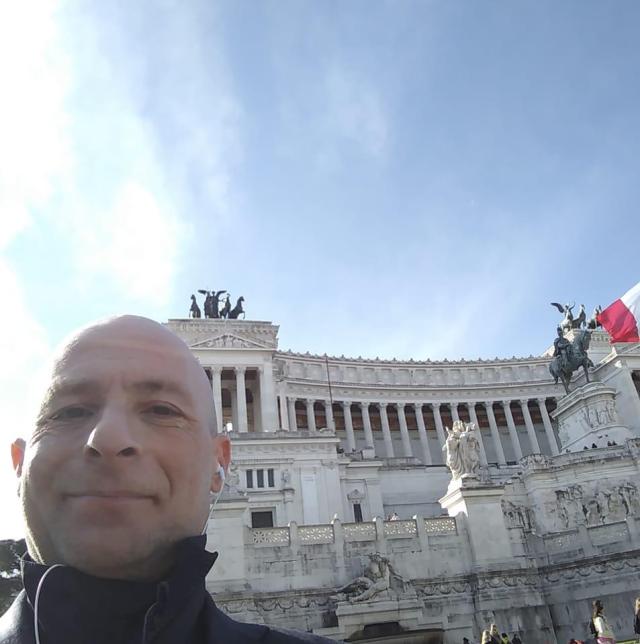 Roma, accoltellano un 46enne alla stazione Termini per 20 euro: fermati tre marocchini