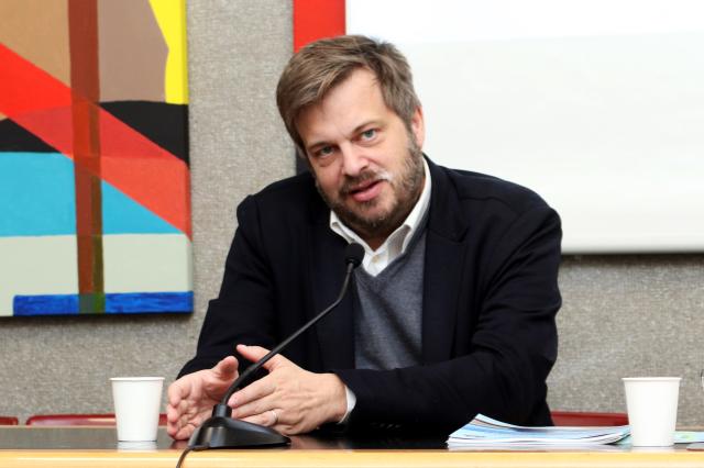 Elezioni Regionali, Majorino: "La Lombardia non &egrave; come la Calabria". La replica di Occhiuto: "Questo &egrave; scemo"