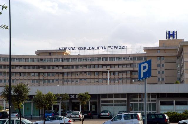 Bimba di due anni morta di encefalite a Lecce. I genitori: "Lasciata un'ora e mezza con febbre alta e senza cure"