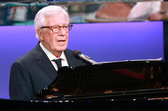 Peppino Di Capri chi &egrave;: et&agrave;, moglie, figli, vita privata e canzoni pi&ugrave; famose