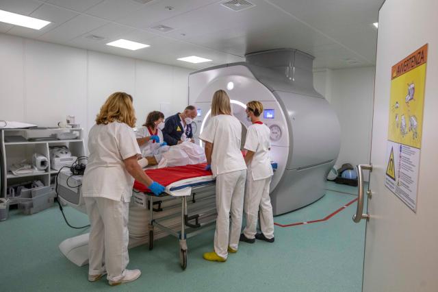 Medicina difensiva, 8 mln di tac e radiografie inutili: 1 su 5 non serve. Schillaci: &ldquo;Bisogna razionalizzare&rdquo;