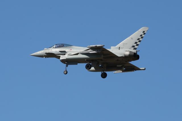 Usa, abbattuto oggetto non identificato in volo sopra l'Alaska. Casa Bianca: &ldquo;Minacciava la sicurezza nazionale&rdquo;