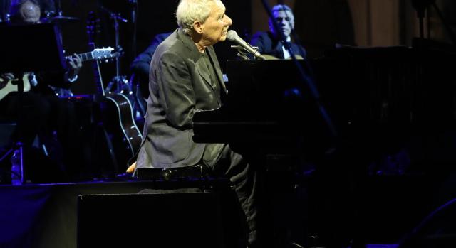 Lettera a Paolo Conte con preghiera di non profanare la Scala