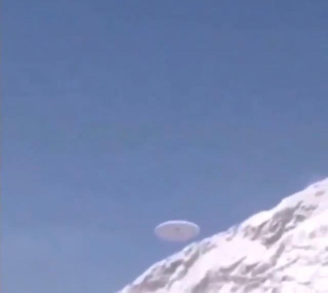 Cina, Ufo identificato sul Mar Giallo vicino a Rizhao. Pechino: "Pronti ad abbatterlo"