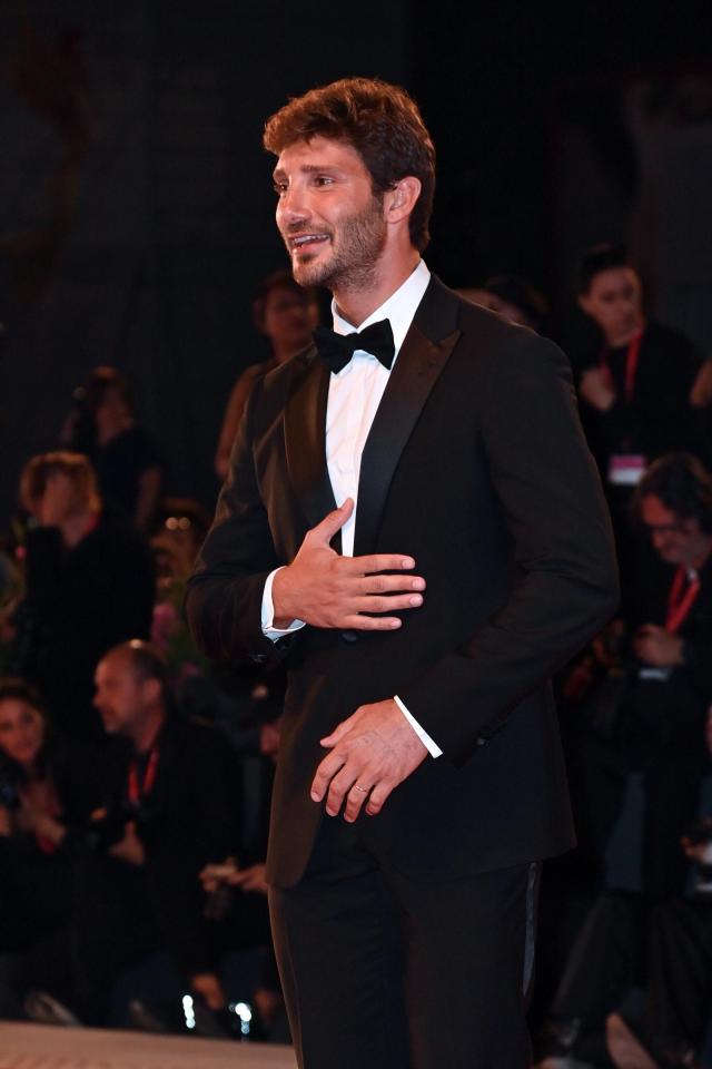 Stasera tutto &egrave; possibile 2023: cast, giochi, ospiti, novit&agrave; e dove vederlo 