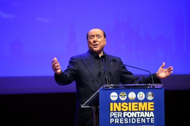 Il Ppe 'respinge fortemente' le parole di Berlusconi sull'Ucraina