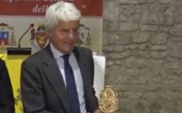 Stefano Maria Cogliati Dezza, chi &egrave; lo psichiatra di Roma che "frustava e stuprava una paziente"