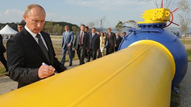 Gas, dopo 18 mesi il prezzo torna sotto i 50 euro al MWh. Putin avvisa: &ldquo;La domanda aumenter&agrave;&rdquo;