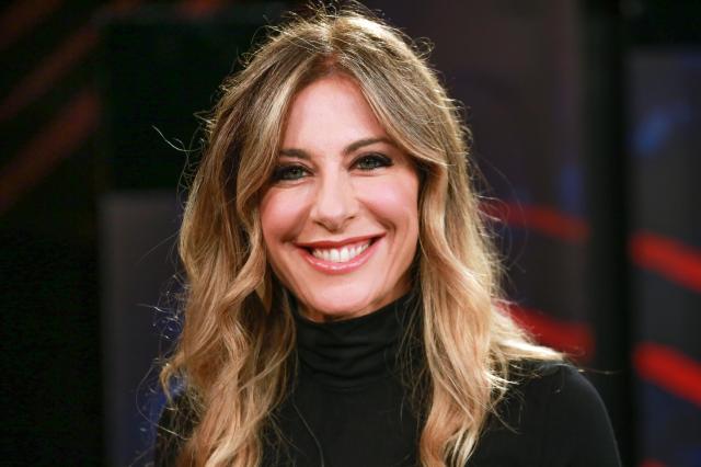 Ascolti tv ieri: Belve debutta in prima serata contro UEFA, Le Iene e Che Dio ci aiuti