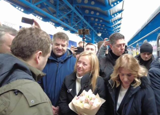 Meloni a Kiev, nel pomeriggio con Zelensky: "Voglio rendermi conto personalmente di quel che serve"