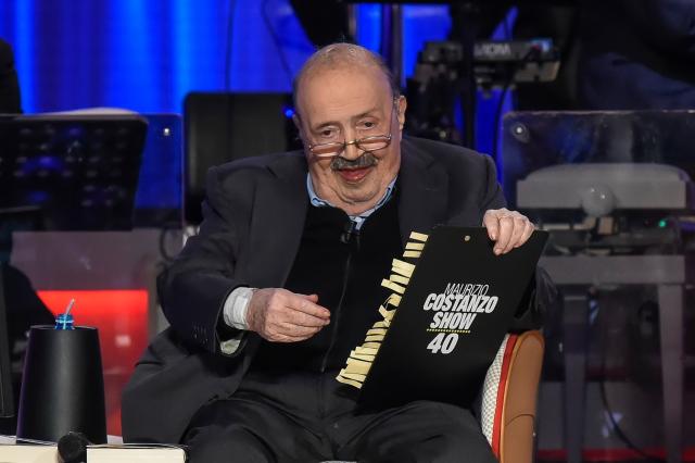 Addio a Maurizio Costanzo, morto a 84 anni lo storico giornalista italiano