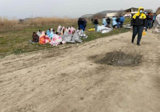 Crotone, migranti vittime di un naufragio: almeno 40 morti, fra cui 2 bambini e un neonato 