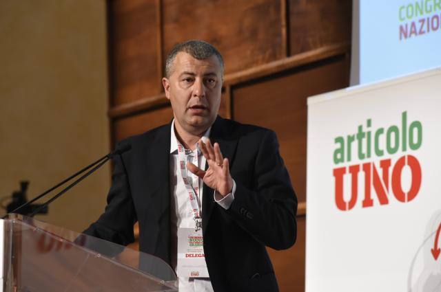 Ucraina, Scotto, Articolo 1: "Guerra ad oltranza &egrave; miope: ora di aprire negoziato e concedere qualcosa a Putin"