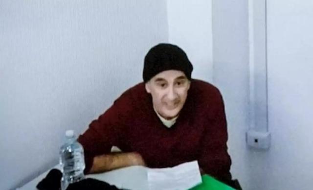 Alfredo Cospito, sciopero della fame interrotto: resta al 41 bis. In sei mesi l'anarchico ha perso 50 chili