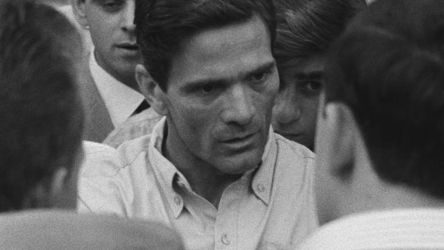 Riaprire le indagini sulla morte di Pasolini, verifiche su tre DNA