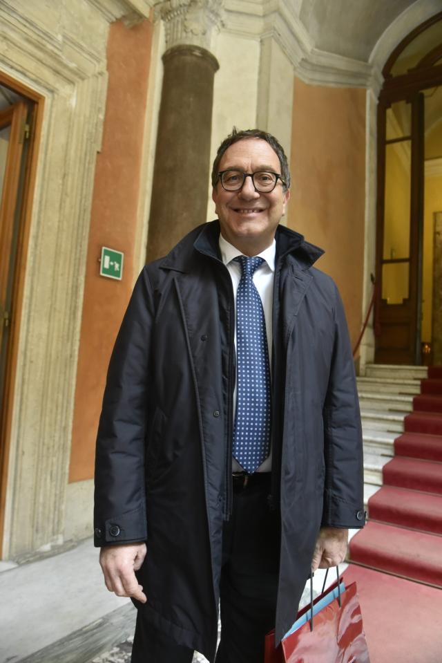 Astorre, Pd Lazio: "Obbligo vaccino Covid per sanitari, tutela per loro e per pazienti. Assurdo parlare di dittatura sanitaria e violazione di diritti"