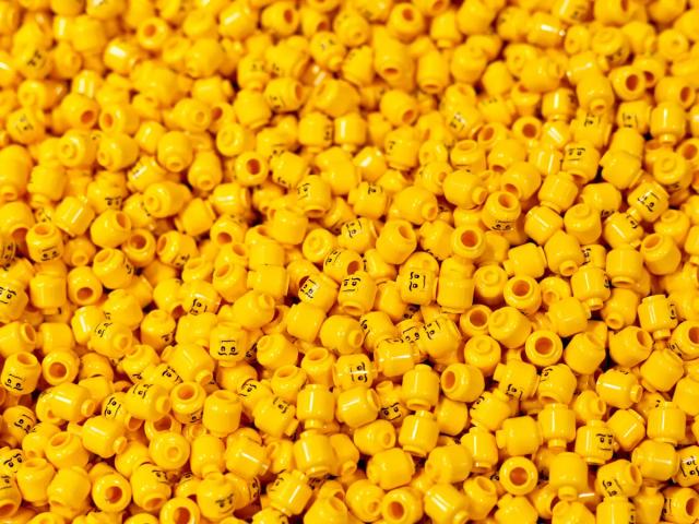 Lego abbandona il woke