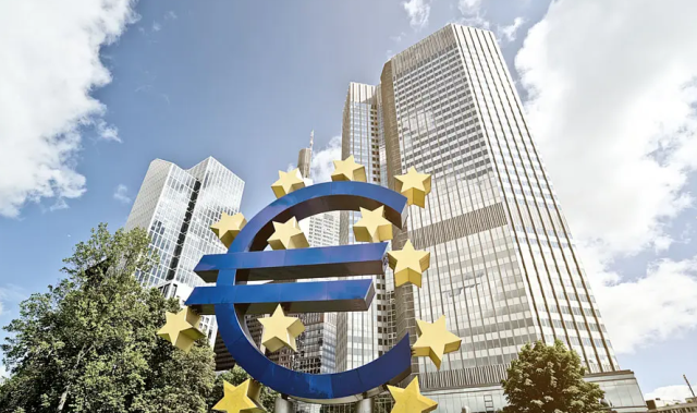 Bce, tassi rialzati di 50 punti base al 3,5%: ignorati il crac di Svb e il crollo di Credit Suisse