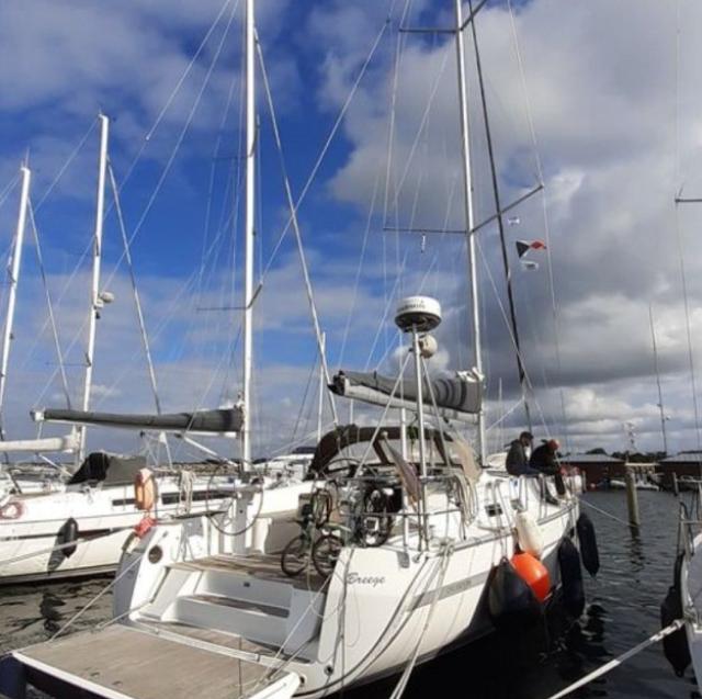 Sabotaggio Nord Stream 1 e 2, lo yacht Andromeda rintracciato a R&uuml;gen. I membri dell'equipaggio parlavano "ceco e polacco"