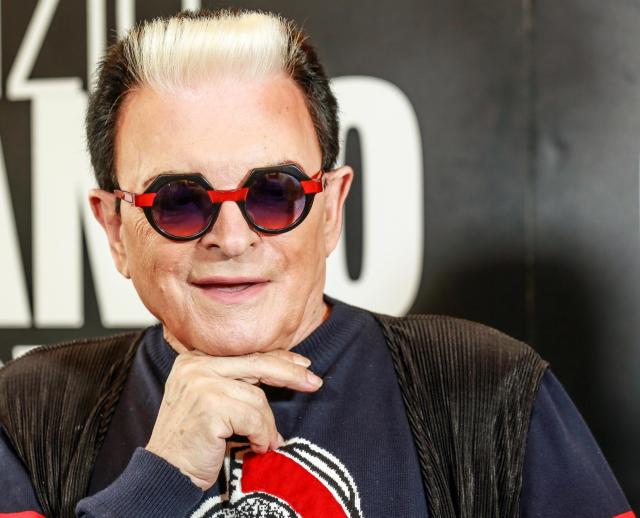 Malgioglio: et&agrave;, biografia, carriera, canzoni, Amici, malattia, fidanzato e figli