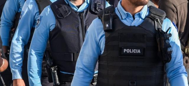 Lisbona, attentato con coltello in un centro islamico: 2 donne morte, aggressore bloccato