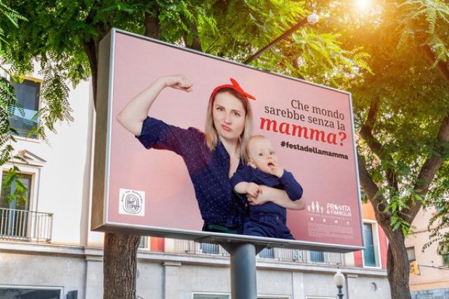 Registrazione figli coppie omogenitoriali, Pro Vita&Famiglia contro l&rsquo;Ue: &ldquo;Vergognosa ingerenza&rdquo;