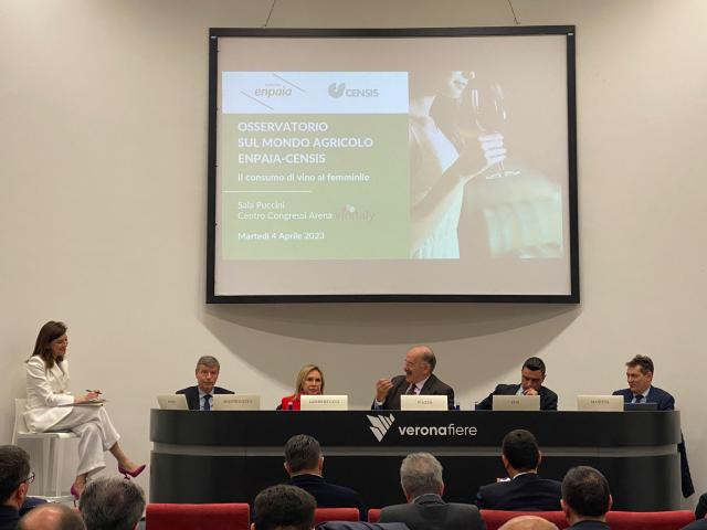 Presentato l&rsquo;Osservatorio Enpaia-Censis sul mondo agricolo: &ldquo;Il consumo di vino al femminile&rdquo;