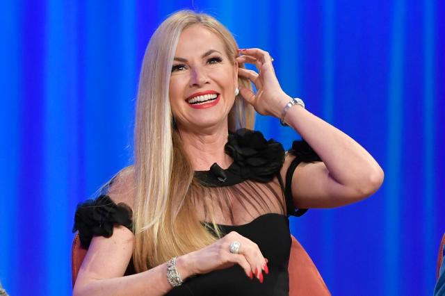 Mattino Cinque non va in onda oggi 10 aprile 2023: perch&eacute;, quando torna e cosa c&rsquo;&egrave; al suo posto