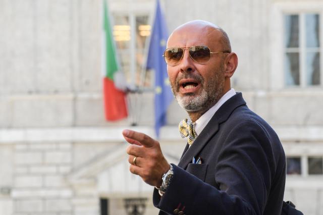 Maestra sospesa per Ave Maria, Pillon: "Stiamo andando verso gravi forme di cristianofobia" - ESCLUSIVA