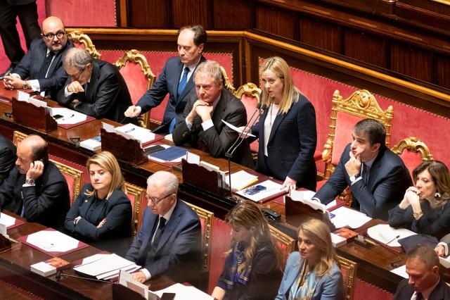 Equo compenso, anche la Camera approva il disegno di legge. Meloni: "Attesa da anni"