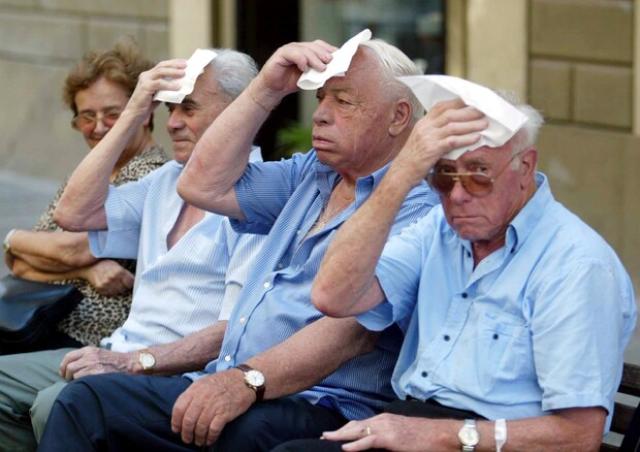 Istat, mortalit&agrave; 2022 aumentata nei mesi estivi: 265 mila decessi nei 4 mesi critici per il caldo, 40% del totale 