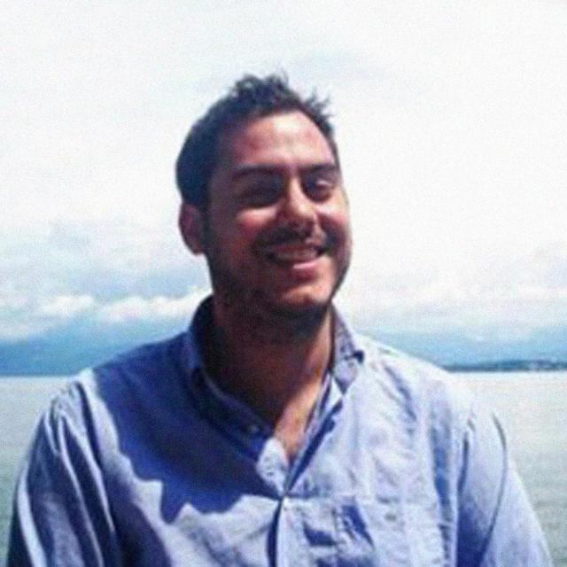 Addio ad Arrigo Vecchioni, morto il figlio di Roberto. Il cantautore: "Dopo tanto dolore sei finalmente in pace"